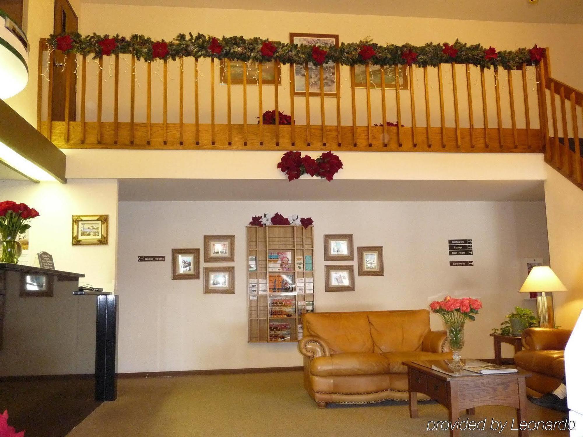 Shawano Four Seasons Resort Beltér fotó